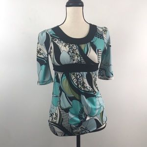 Blue flower patterned girls top